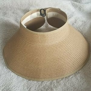 Straw visor!